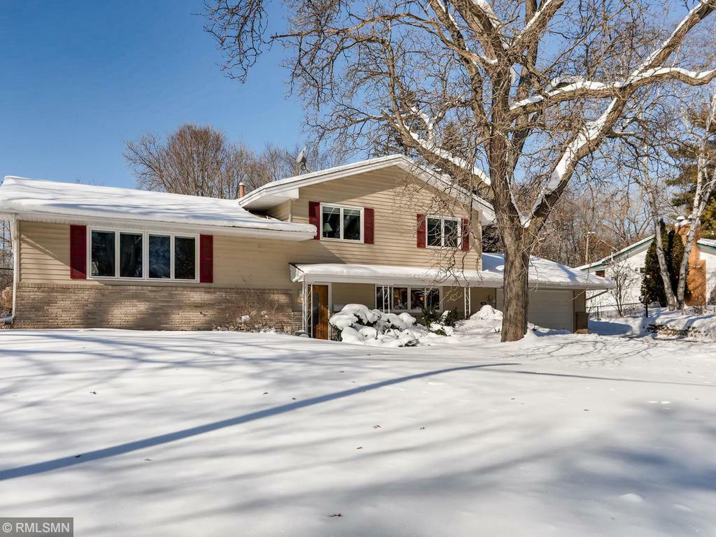 Property Photo: 1855 Aquila Avenue N MN 55427