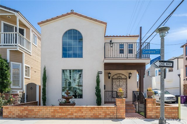 Property Photo: 110 Cordova Walk CA 90803