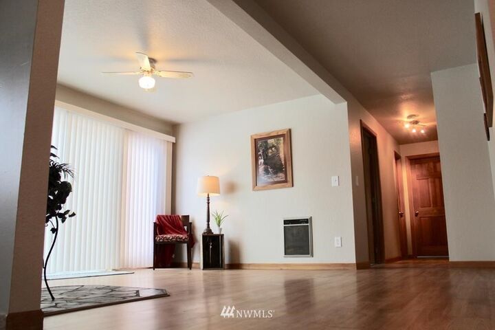 Property Photo:  41 Okanogan Street  WA 98829 
