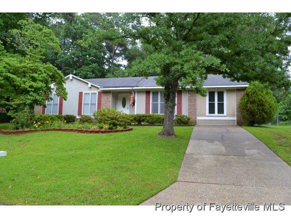 Property Photo: 1611 Hickory Ridge Court NC 28303
