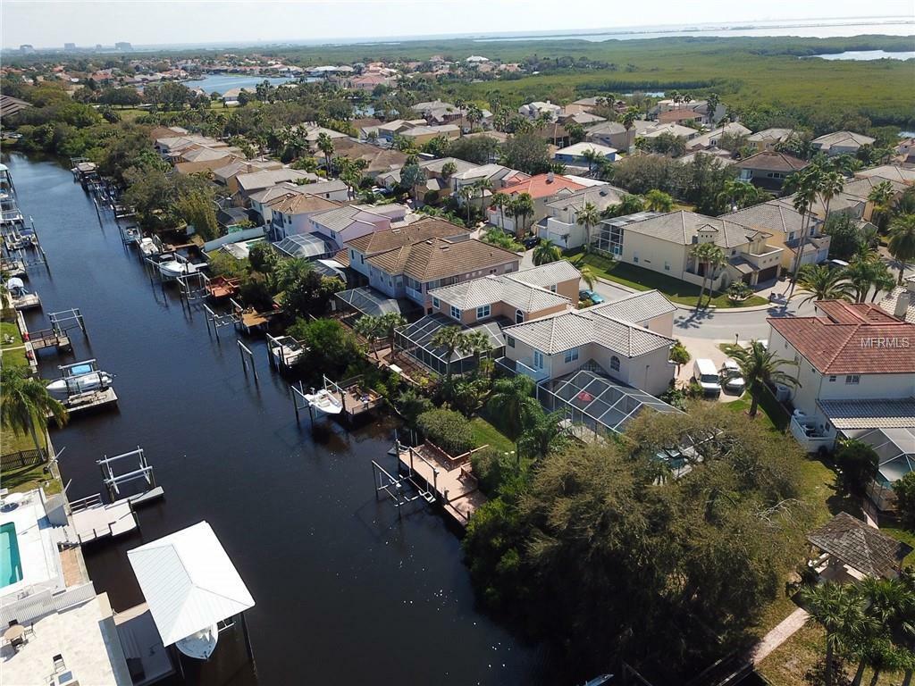 Property Photo:  10630 Hatteras Drive  FL 33615 