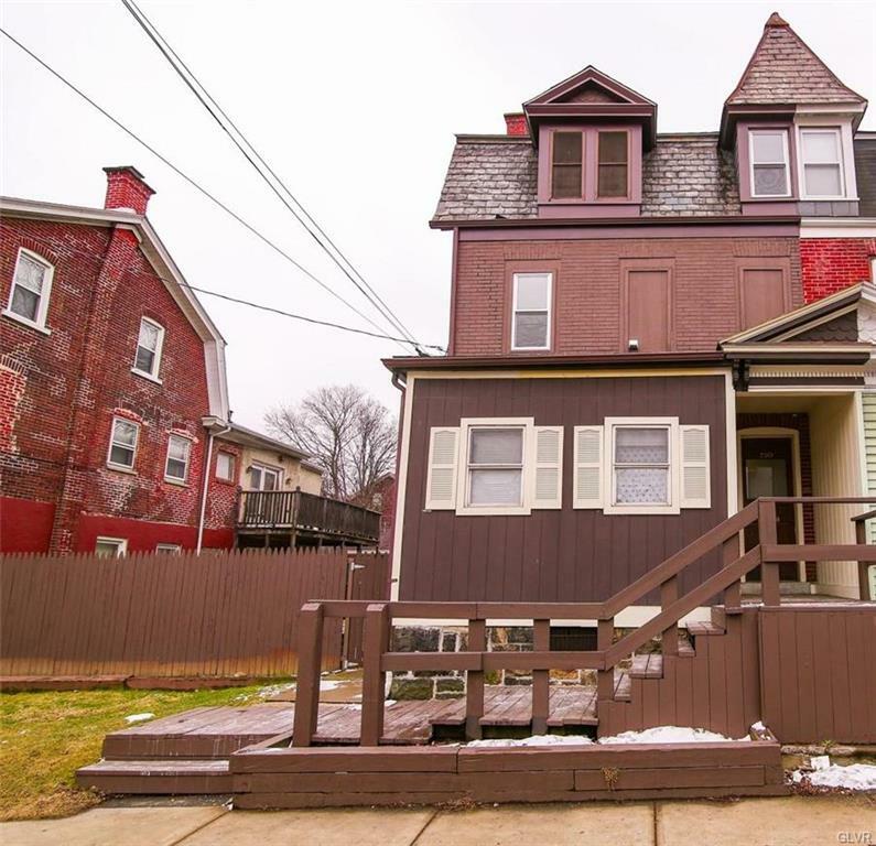 Property Photo:  730 Broadway  PA 18015 