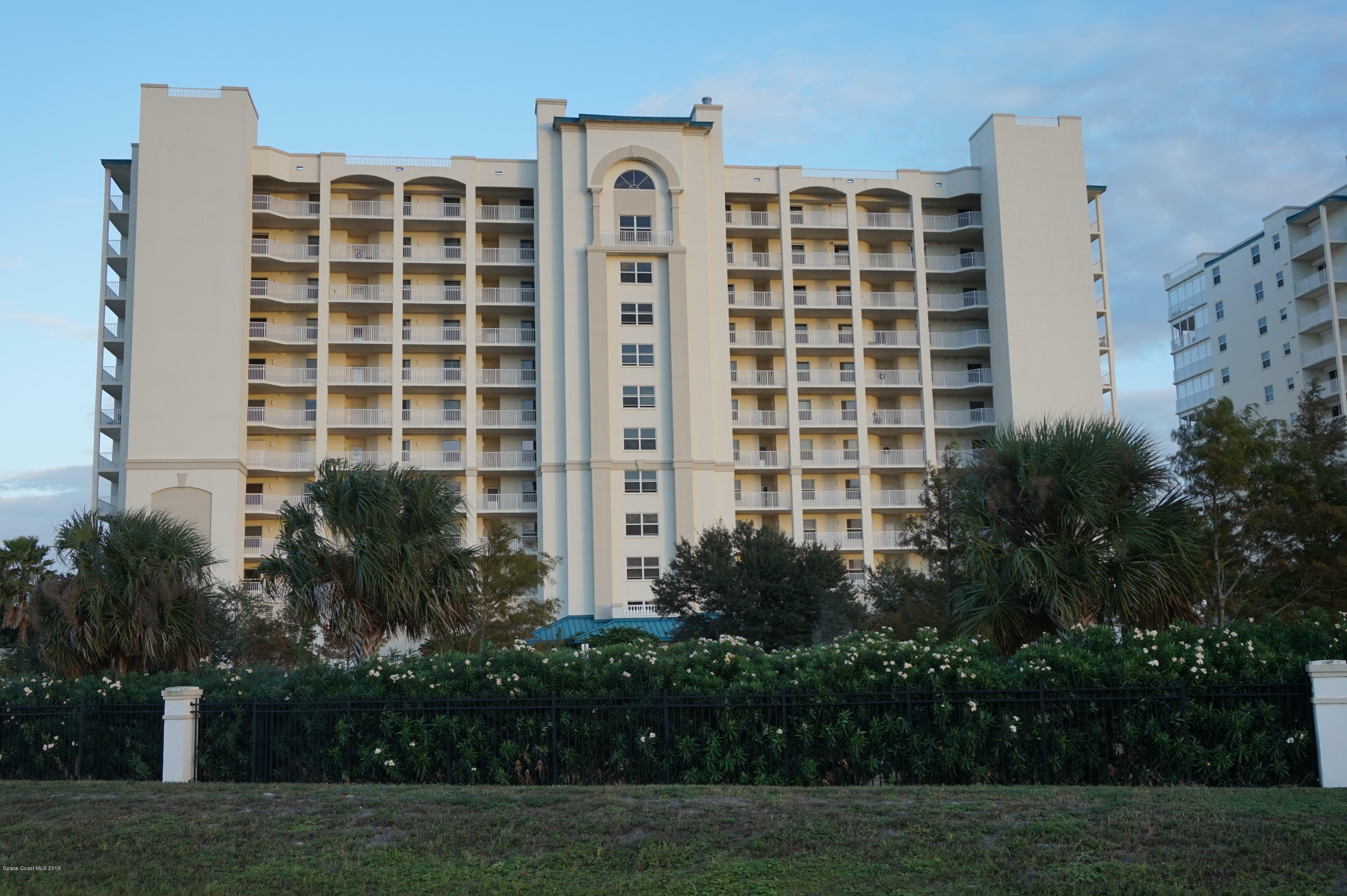 Property Photo: 5 Indian River Avenue FL 32796