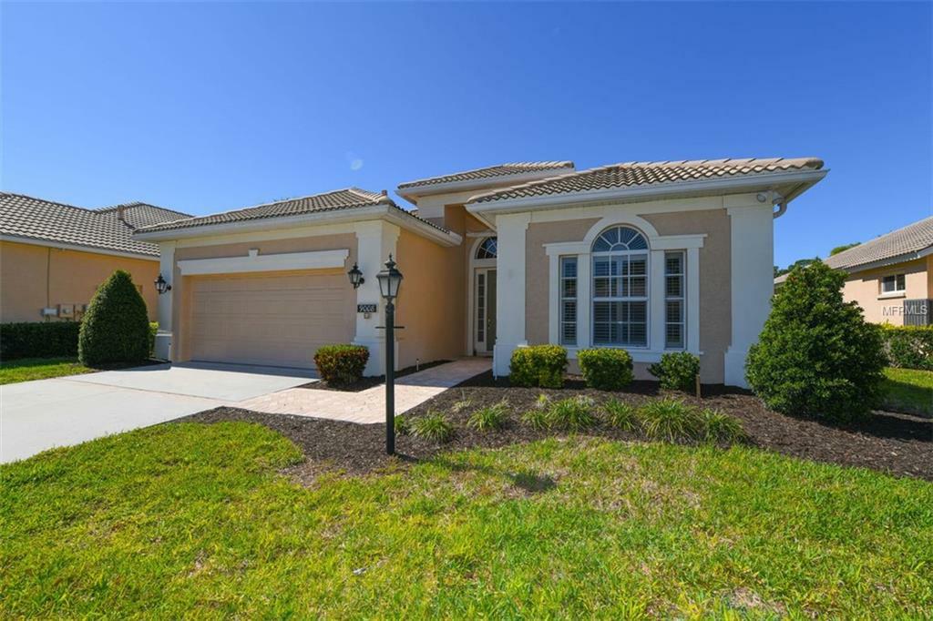 Property Photo:  9008 Willow Brook Drive  FL 34238 