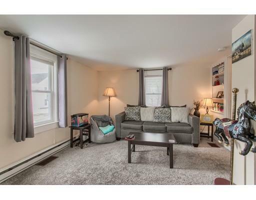 Property Photo:  96 Elm St  MA 01475 