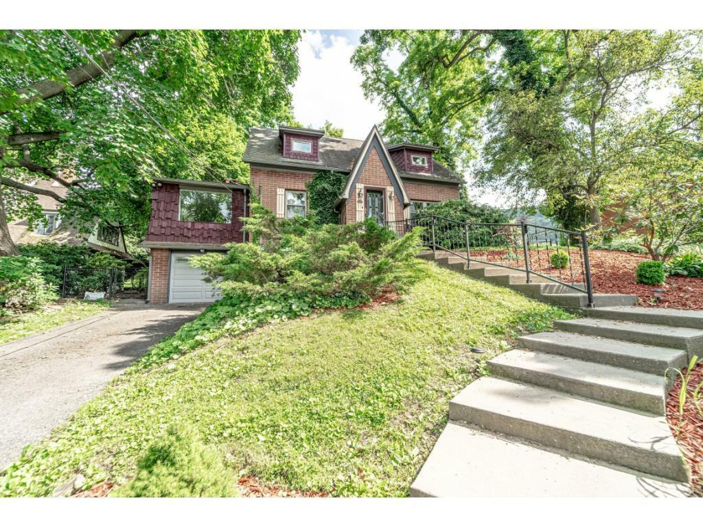 Property Photo: 1090 Vestal Avenue NY 13903