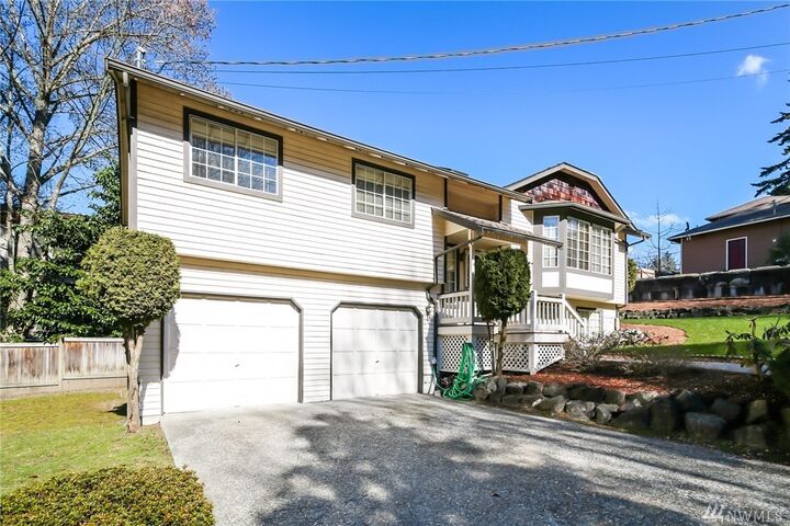 Property Photo:  12047 36th Ave NE C  WA 98125 