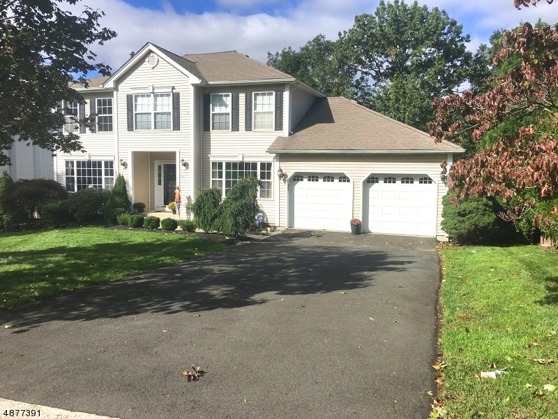 Property Photo: 14 Fernwood Rd NJ 07866
