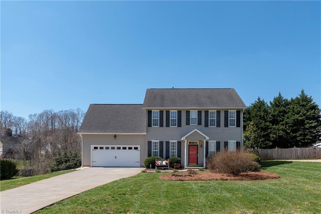 Property Photo:  1050 Wellesley Place Drive  NC 27023 