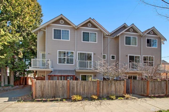 1540 15th Ave S C  Seattle WA 98144 photo