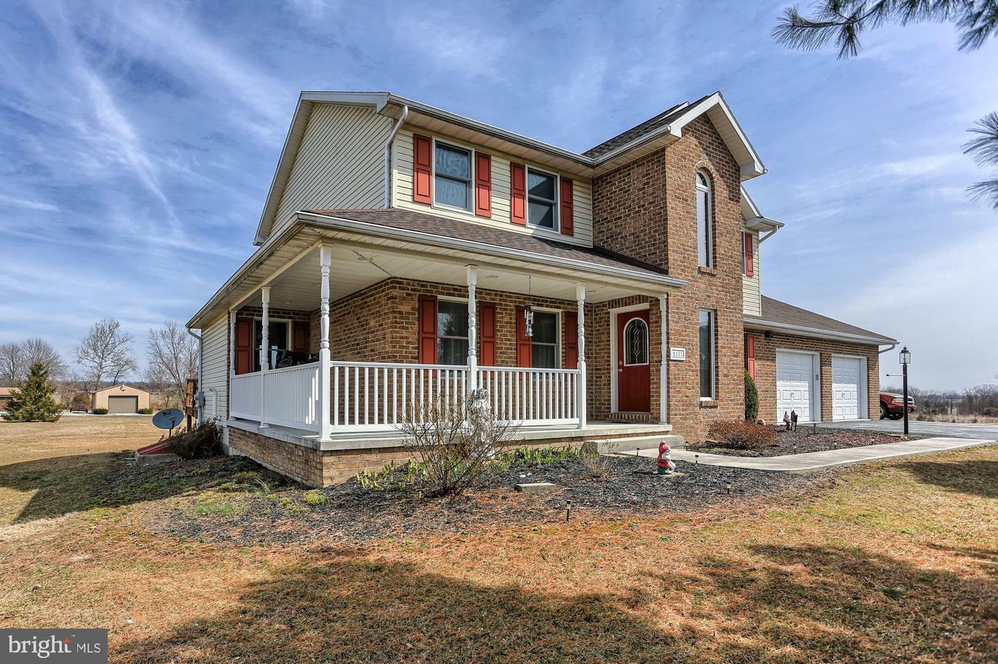 Property Photo:  1435 Chambersburg Road  PA 17325 