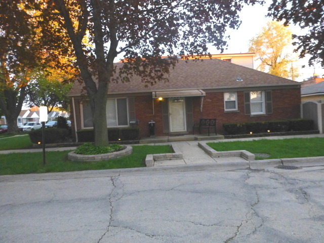 Property Photo:  1648 North 24th Avenue  IL 60160 