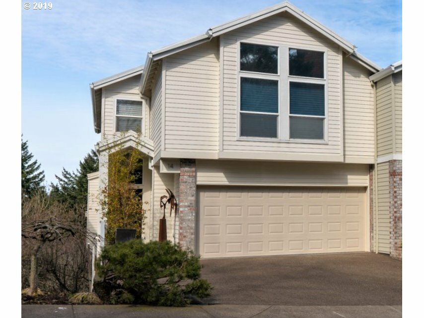 Property Photo:  14 Northview Ct  OR 97035 