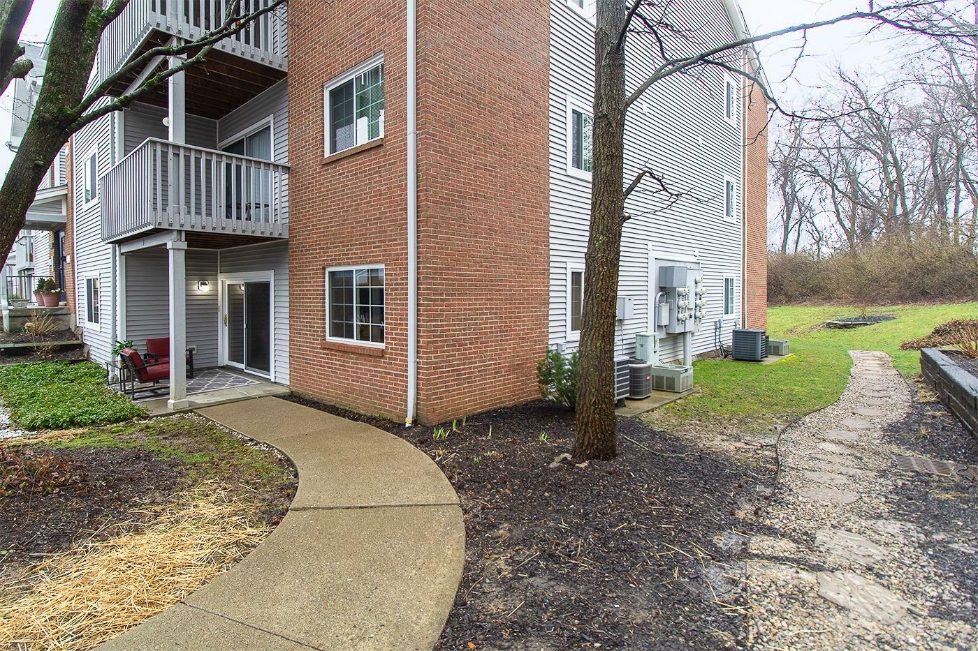 Property Photo:  7390 Ridgepoint Drive 3  OH 45230 