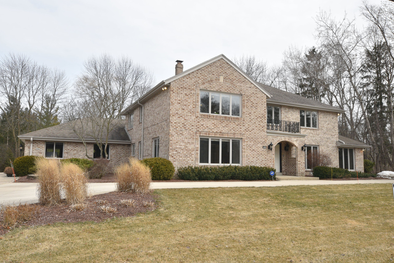 9820 N Otto Rd  Mequon WI 53092 photo