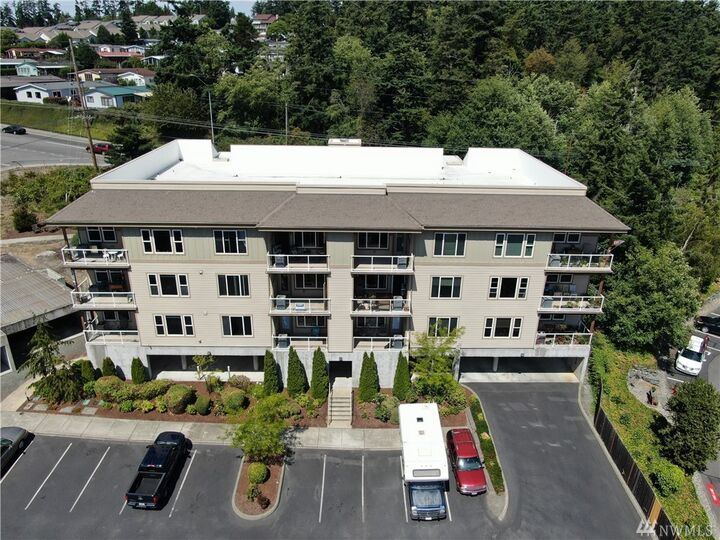 Property Photo: 1850 SW Scenic Heights St B203 WA 98277