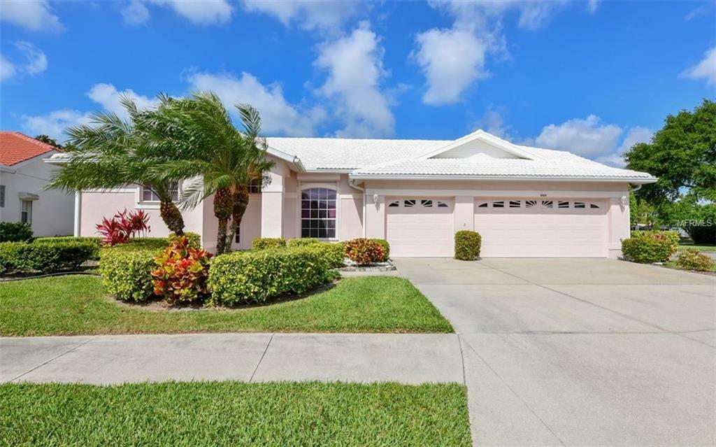 Property Photo: 9469 Hawksmoor Lane FL 34238