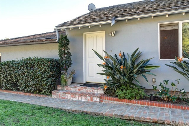 Property Photo:  215 N Canon Avenue  CA 91024 