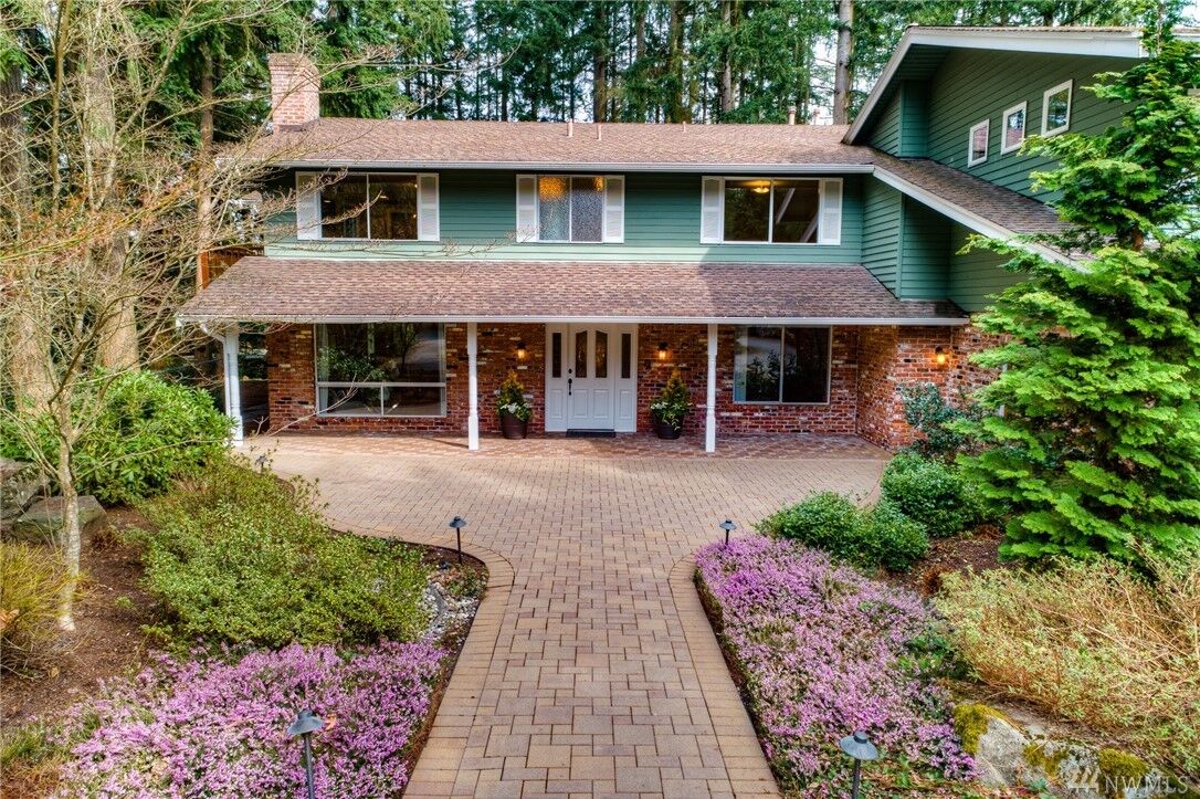 Property Photo:  5490 132nd Ave NE  WA 98005 