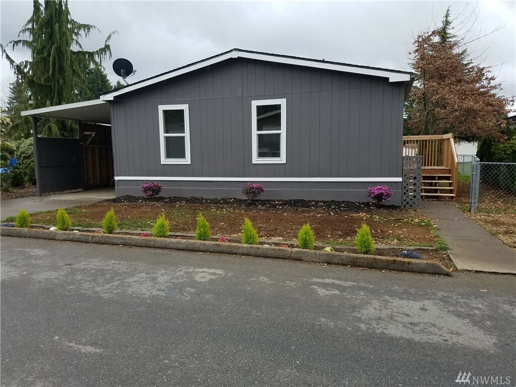 Property Photo:  8430 15th Place SE #67  WA 98258 