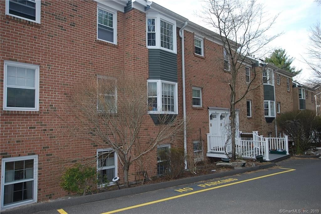 Property Photo: 3 Valley View Road 32 CT 06851
