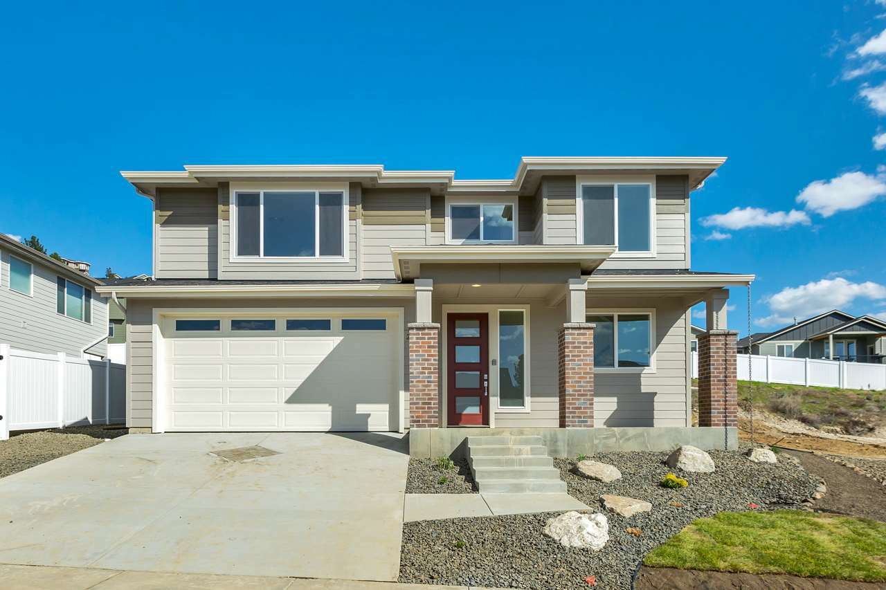 Property Photo:  2617 S Seabiscuit Dr  WA 99037 
