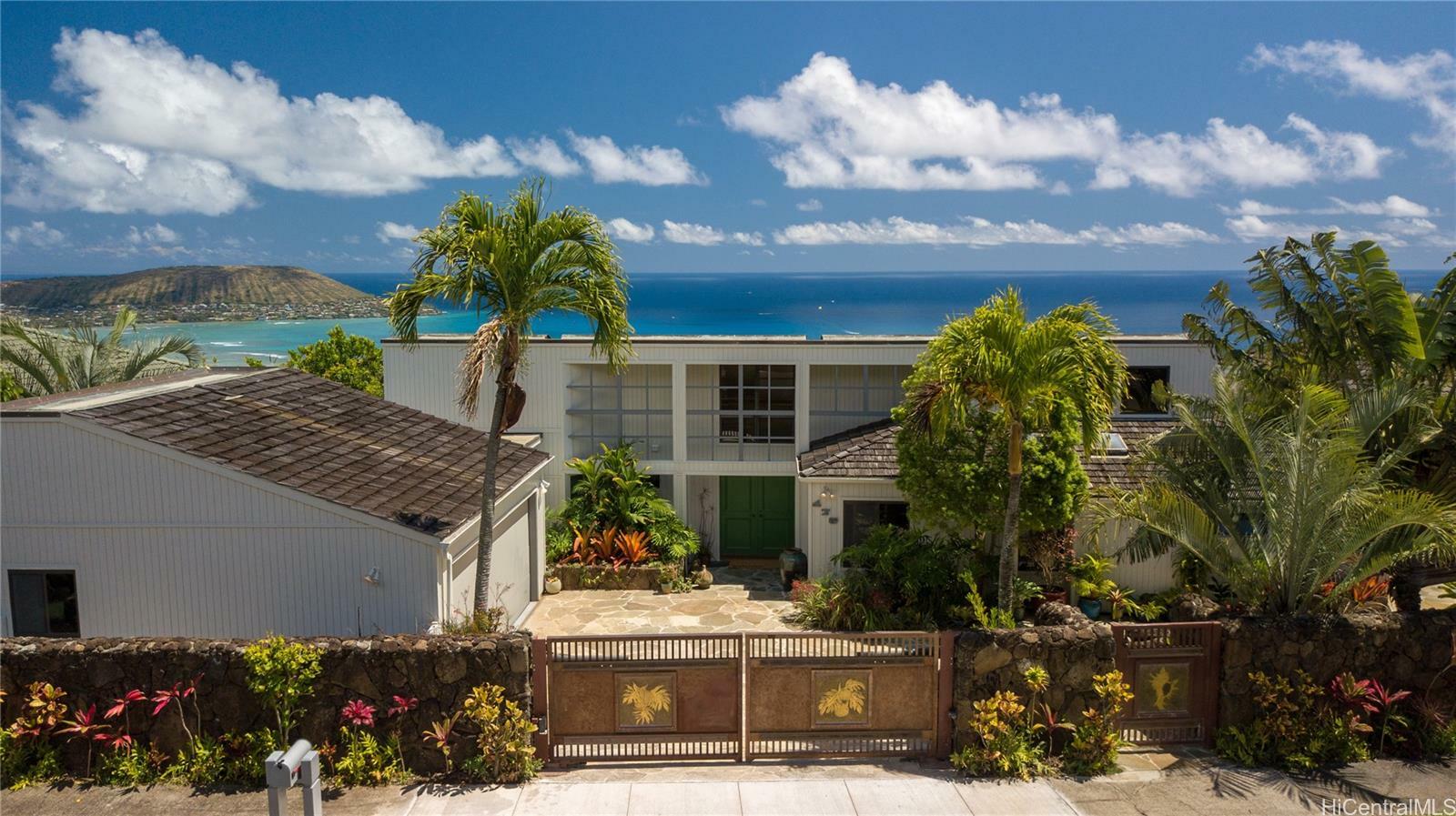 Property Photo:  175 Kaulana Way  HI 96821 