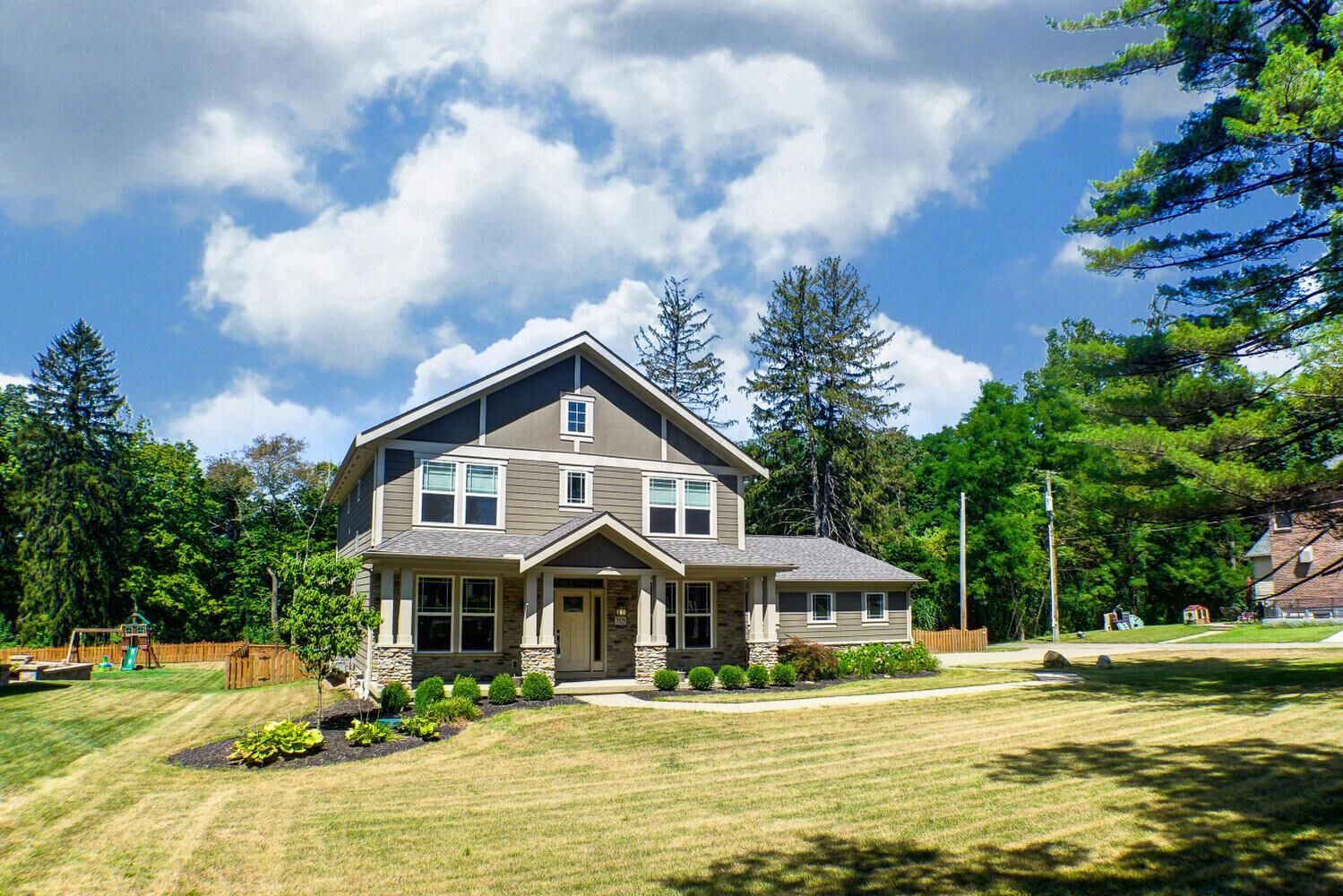 Property Photo: 7929 Flint Road OH 43235
