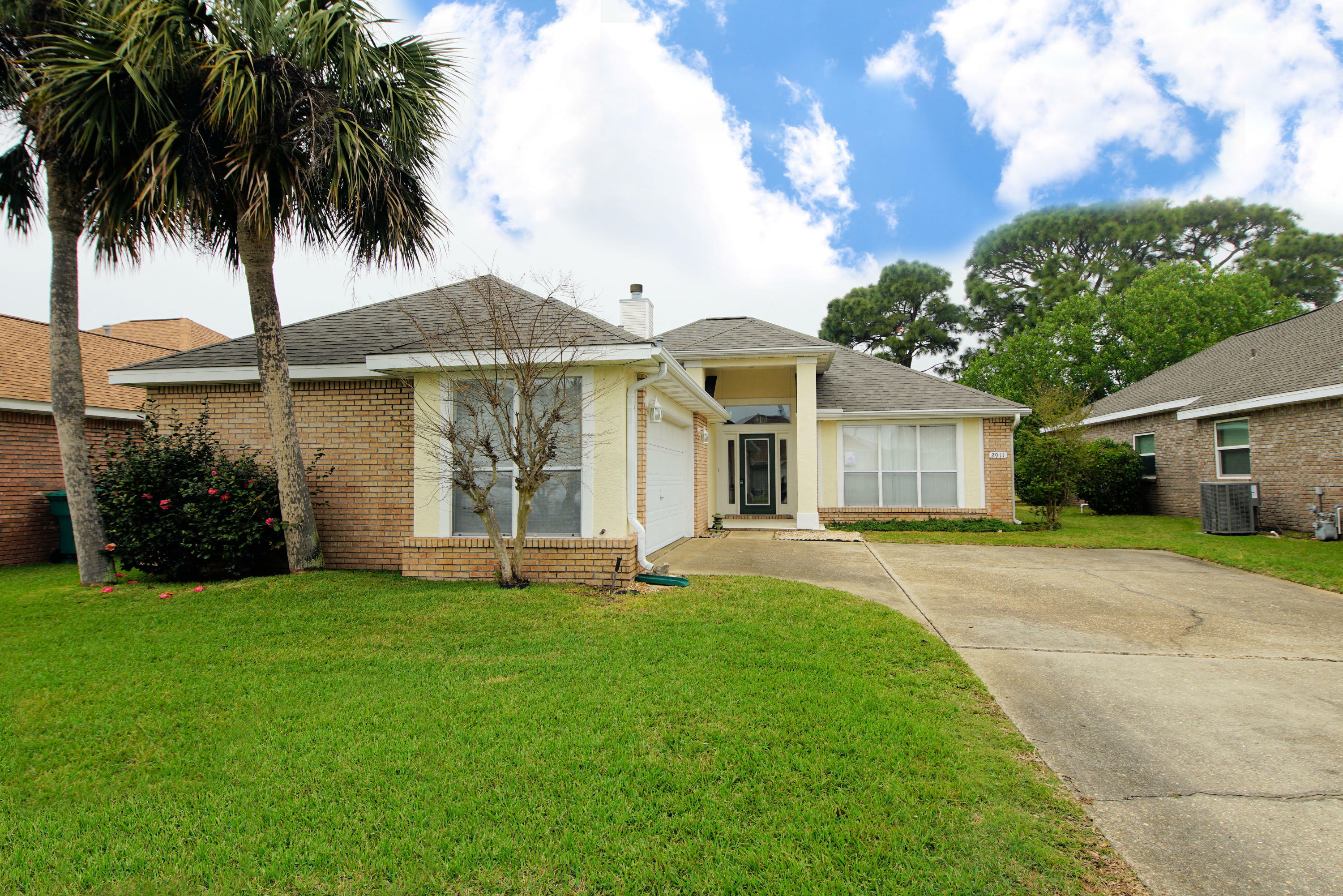 Property Photo:  2911 Shalimar Lane  FL 32579 