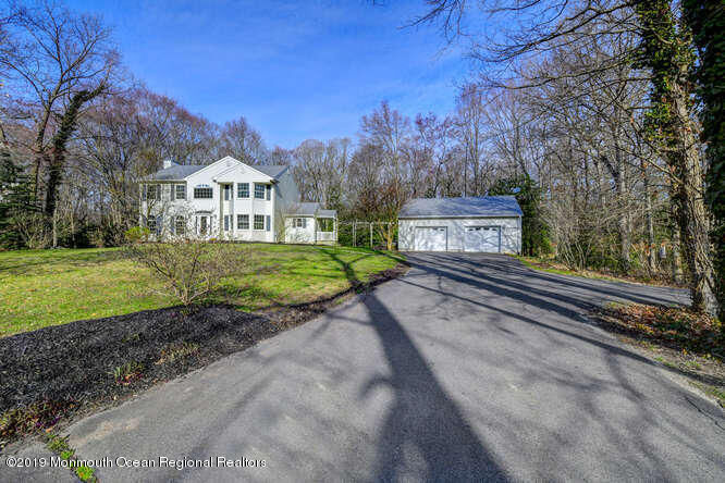 Property Photo:  28 Lauren Lane  NJ 08533 