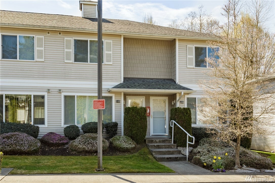 4016 7th St SW A106  Puyallup WA 98373 photo