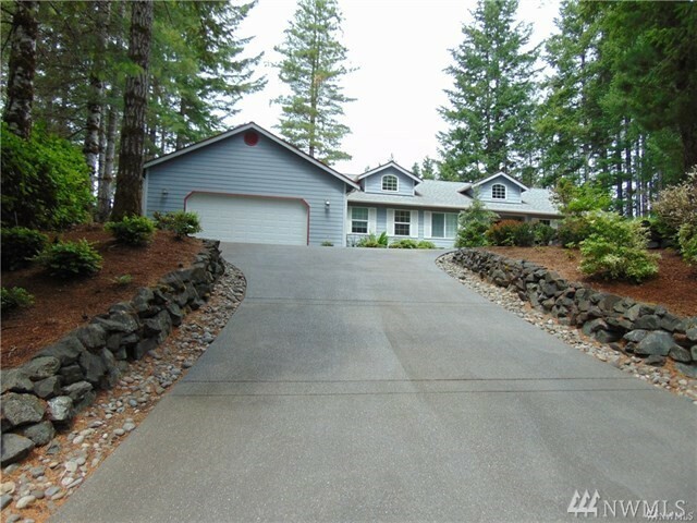 Property Photo:  181 E Susan Lane  WA 98592 
