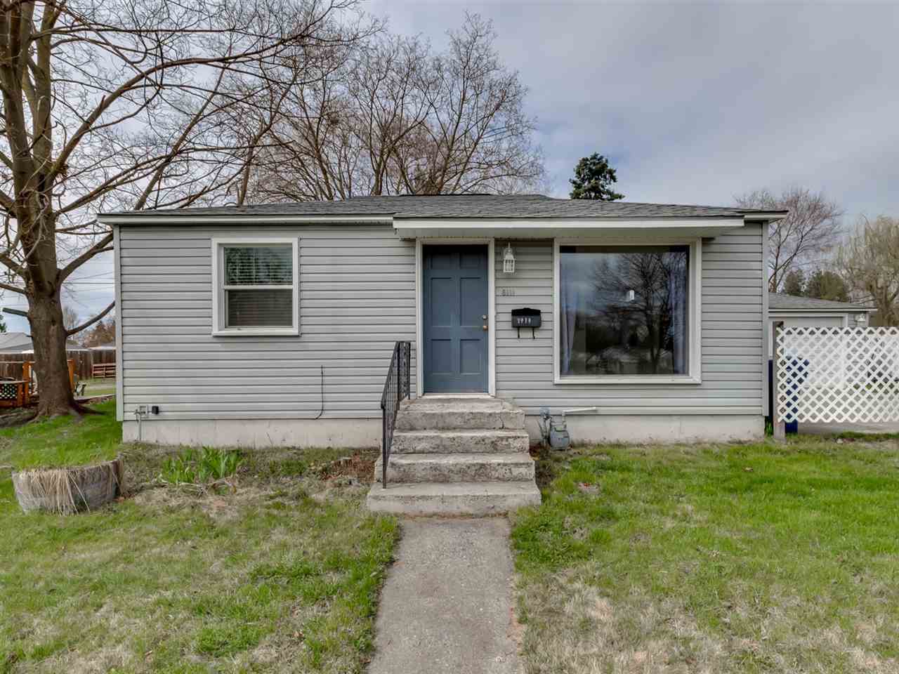 Property Photo: 6111 N Braeburn Dr WA 99205