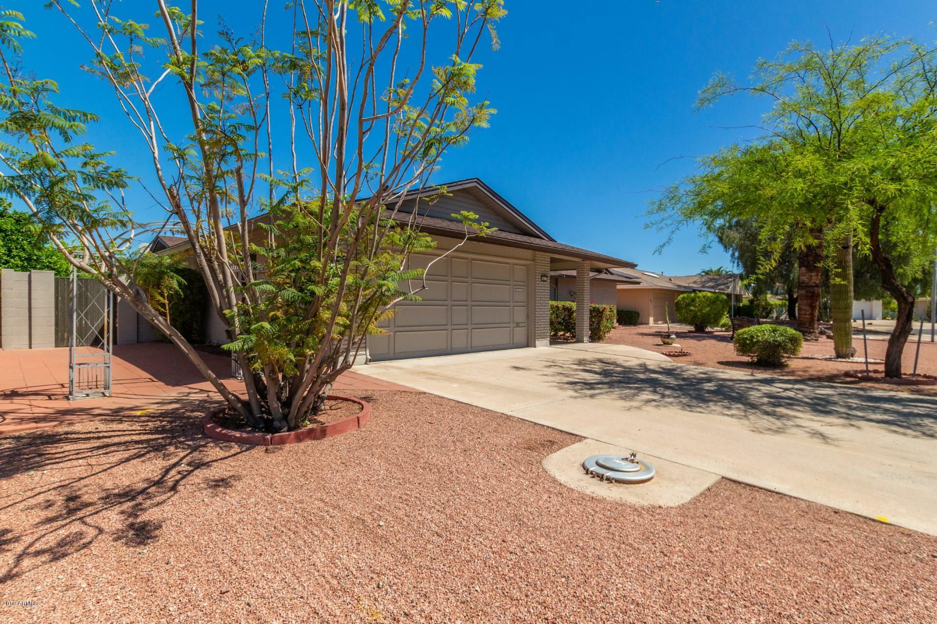 Property Photo: 10517 W Bellarose Drive AZ 85351
