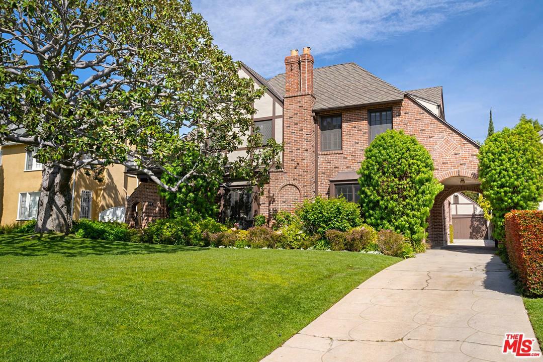 626 S Highland Ave  Los Angeles CA 90036 photo