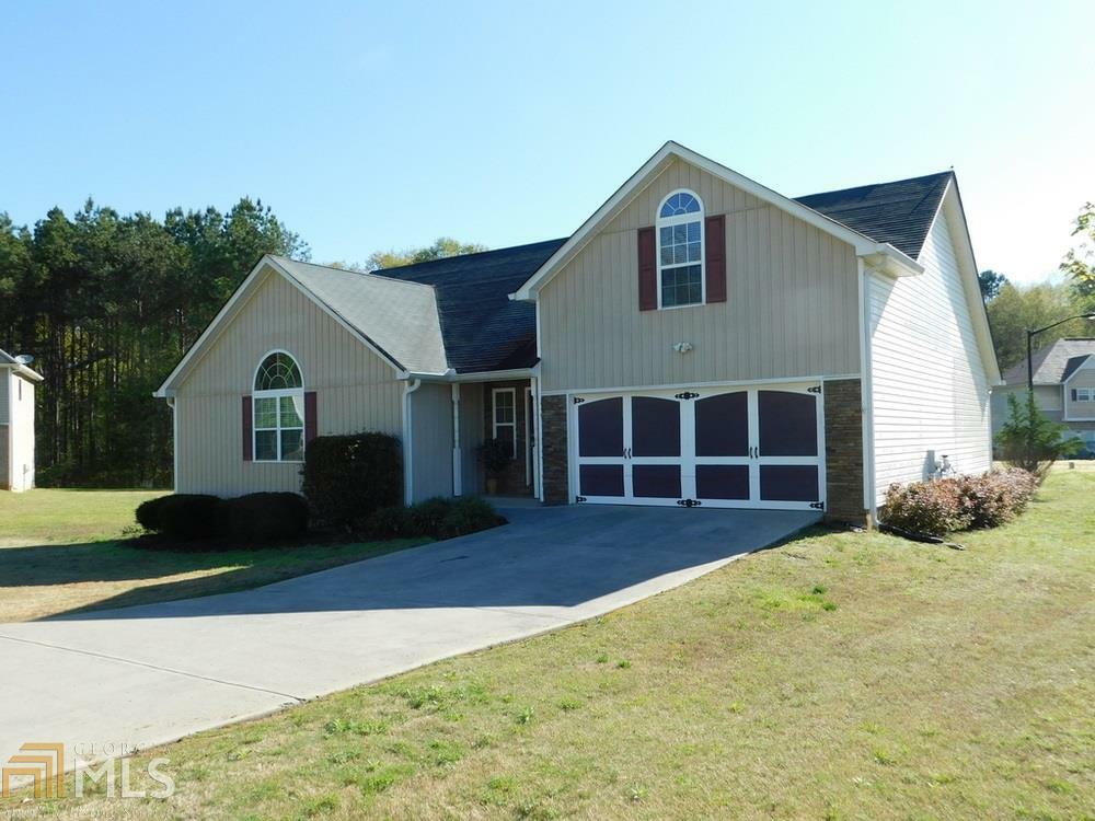 Property Photo:  3215 Avondale Pkwy  GA 30127 