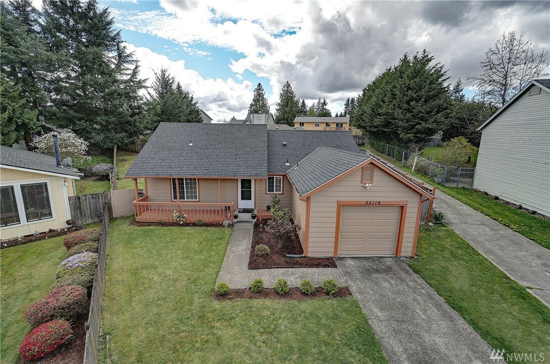 Property Photo:  25119 117 Ct SE  WA 98030 