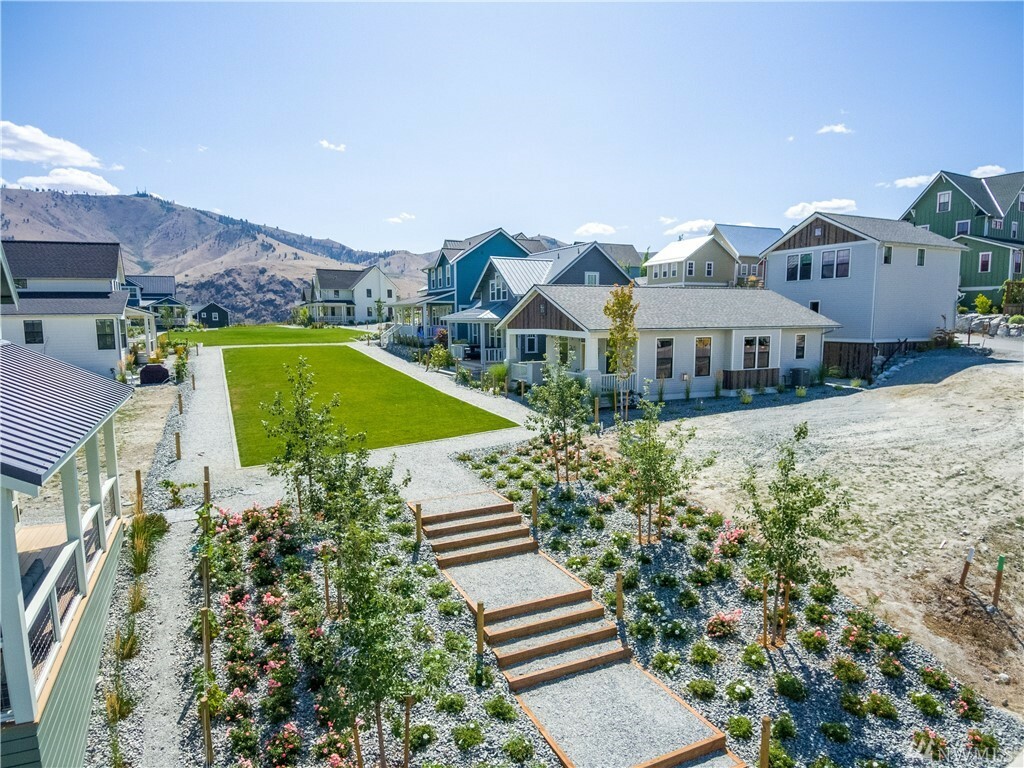 481 Mackinaw Lane  Chelan WA 98816 photo