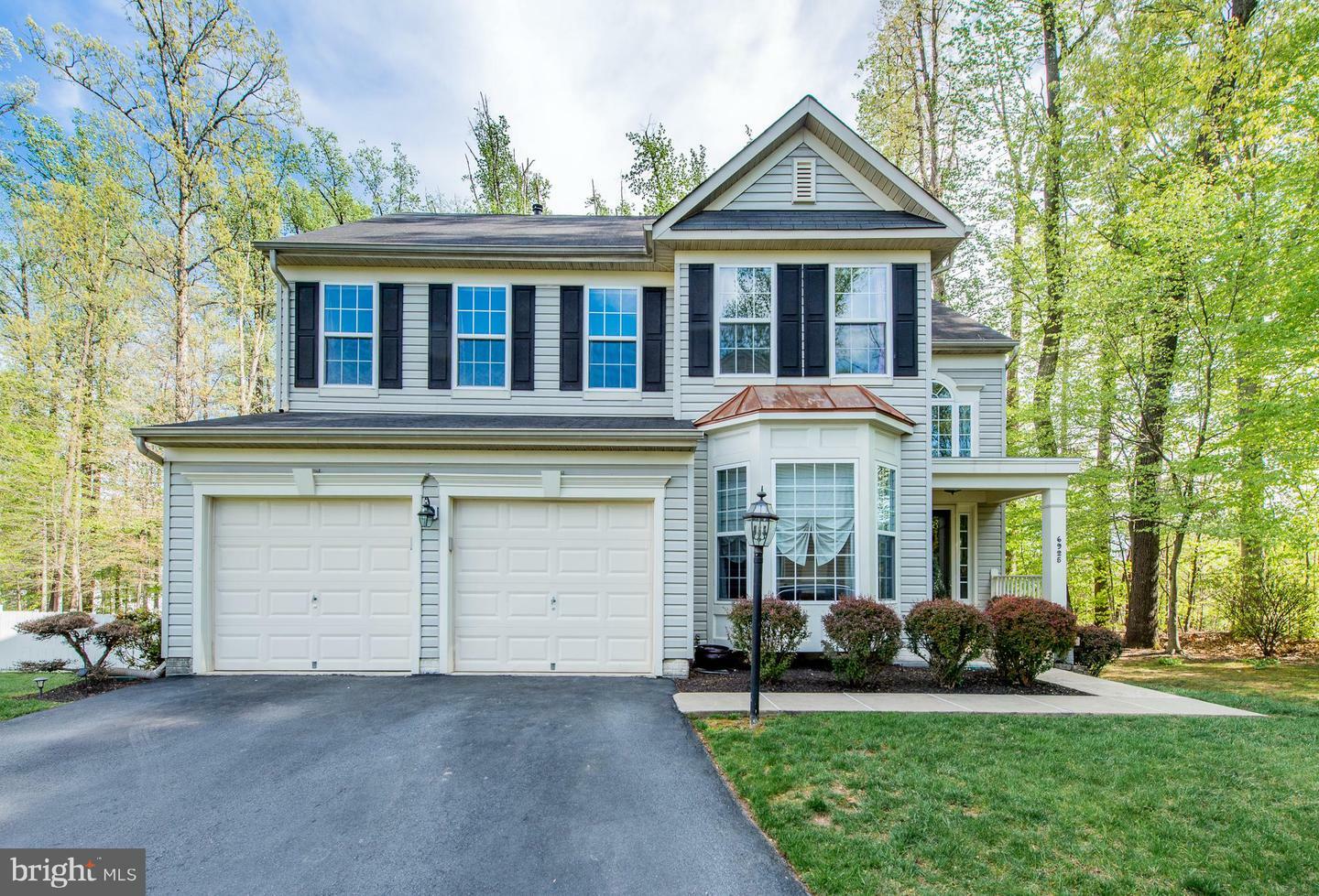 Property Photo: 6925 Little Brook Court MD 21075