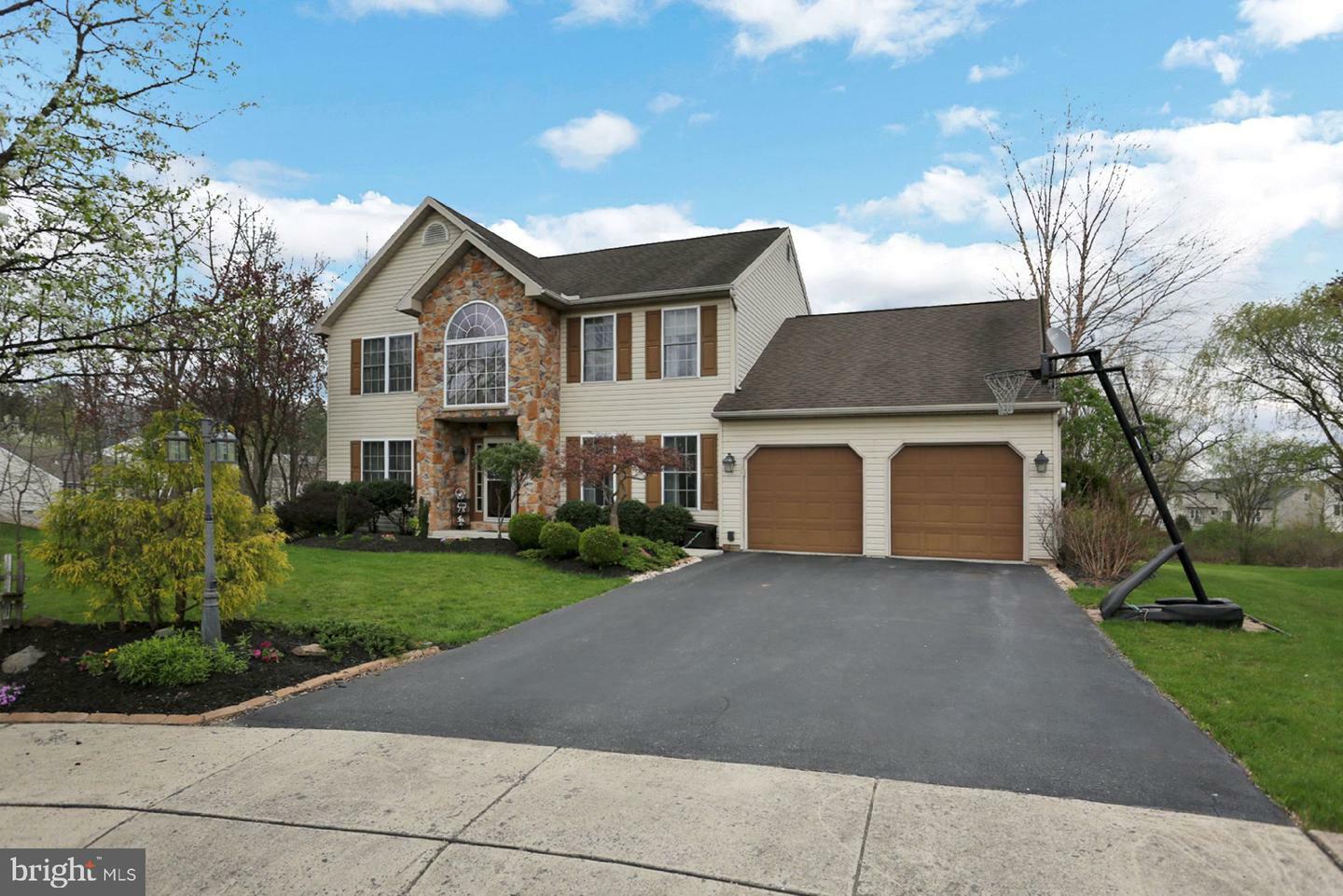 Property Photo: 15 Elliot Drive PA 19606