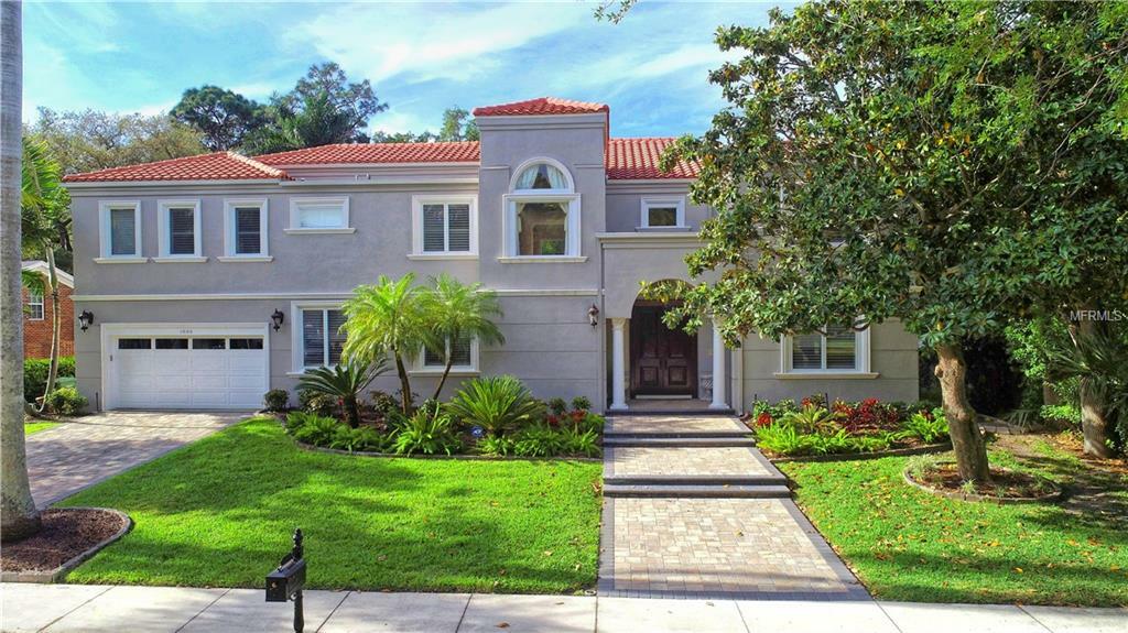 Property Photo: 1606 North Drive FL 34239