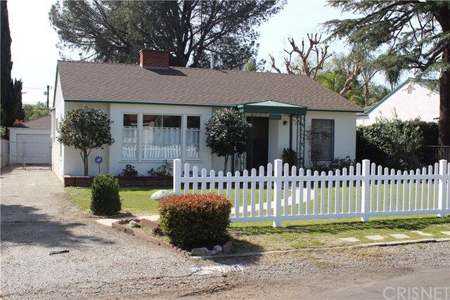 Property Photo:  11448 Delano Street  CA 91606 