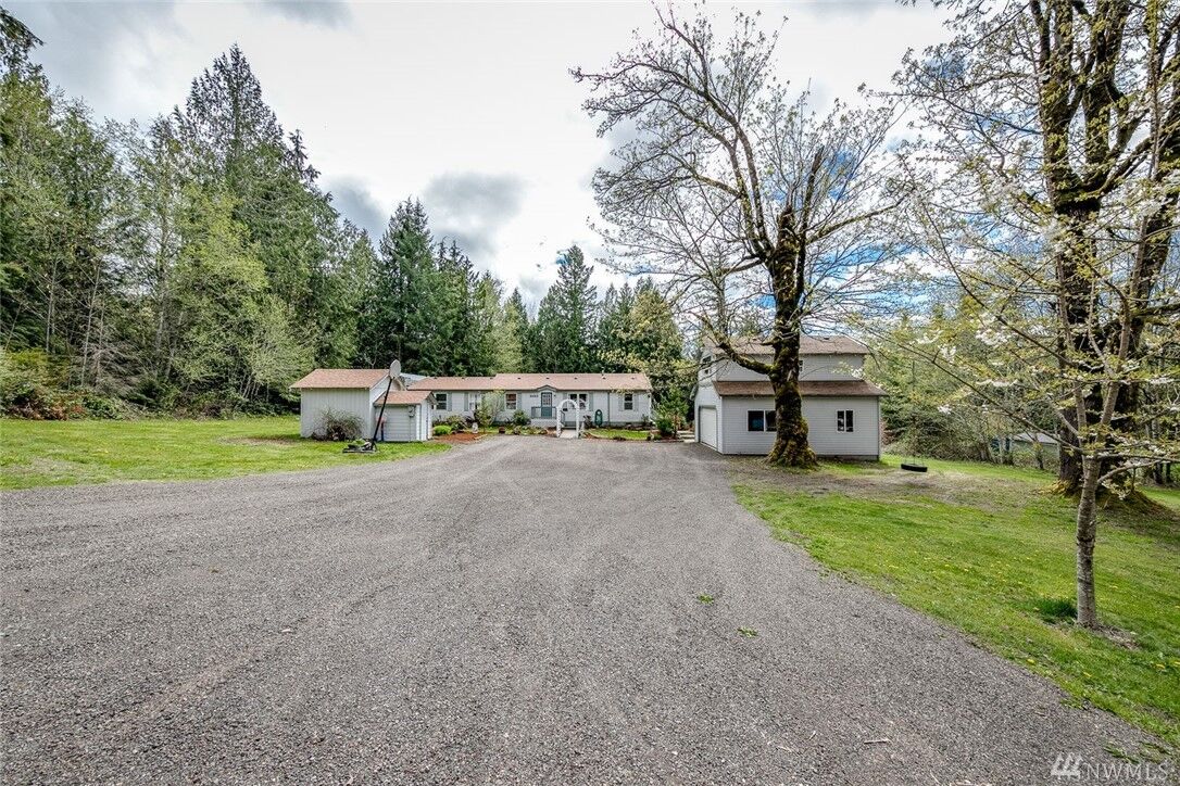 Property Photo: 6423 NW Bondale Lane WA 98383