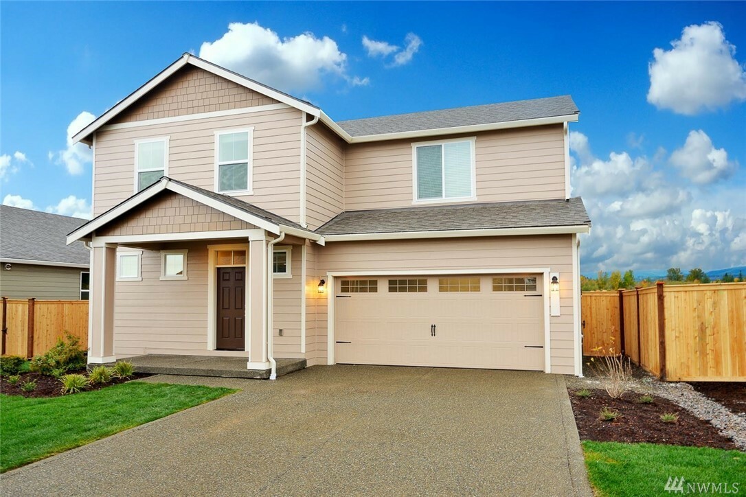 Property Photo:  507 Bondgard Ave E  WA 98022 