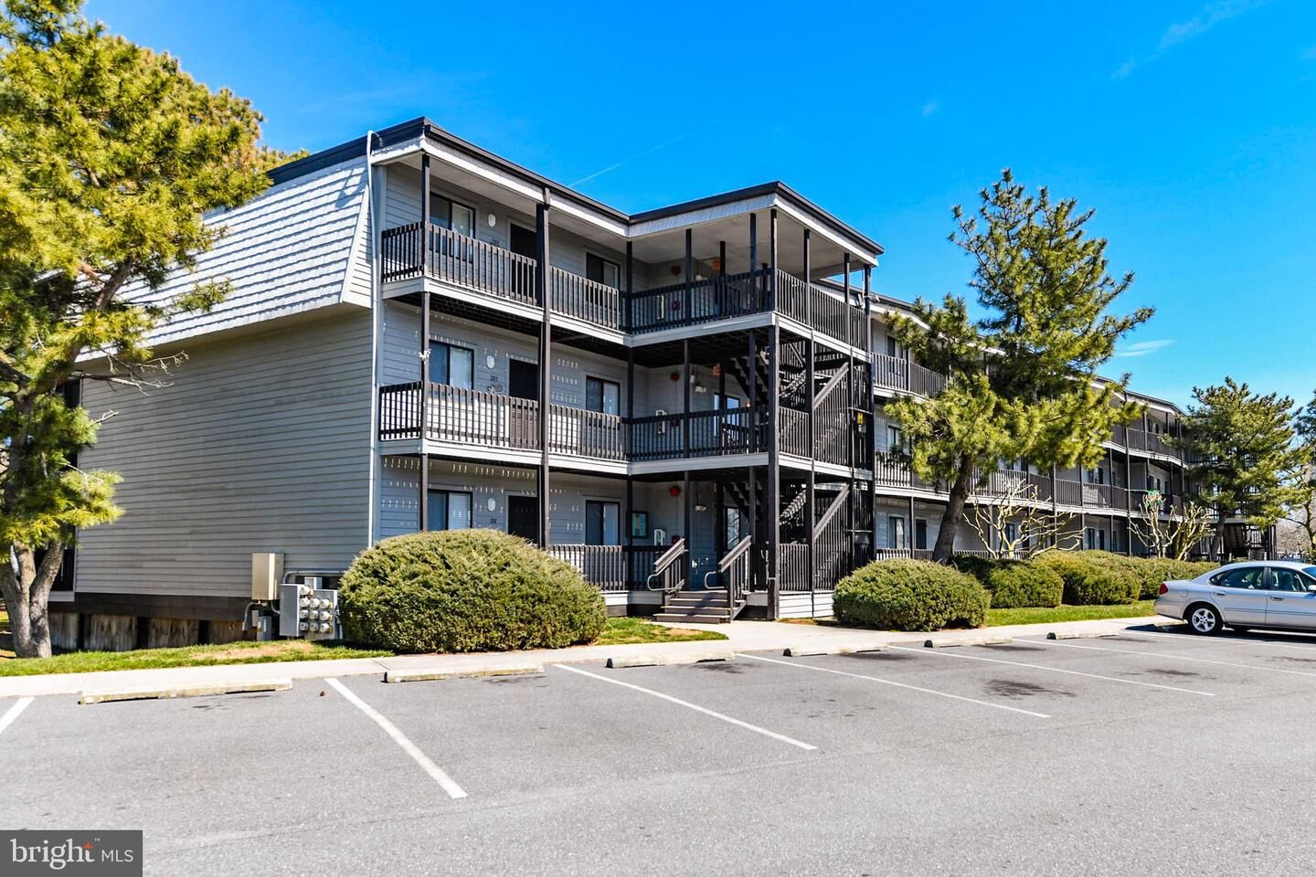 Property Photo:  119 Old Landing Road 304I  MD 21842