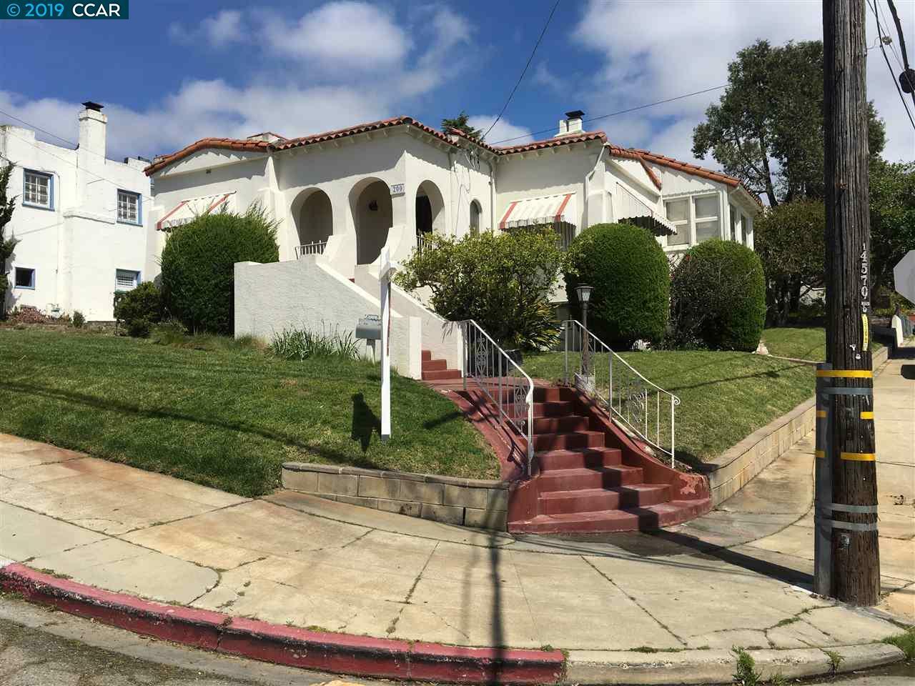 Property Photo: 200 Mandalay Rd CA 94618