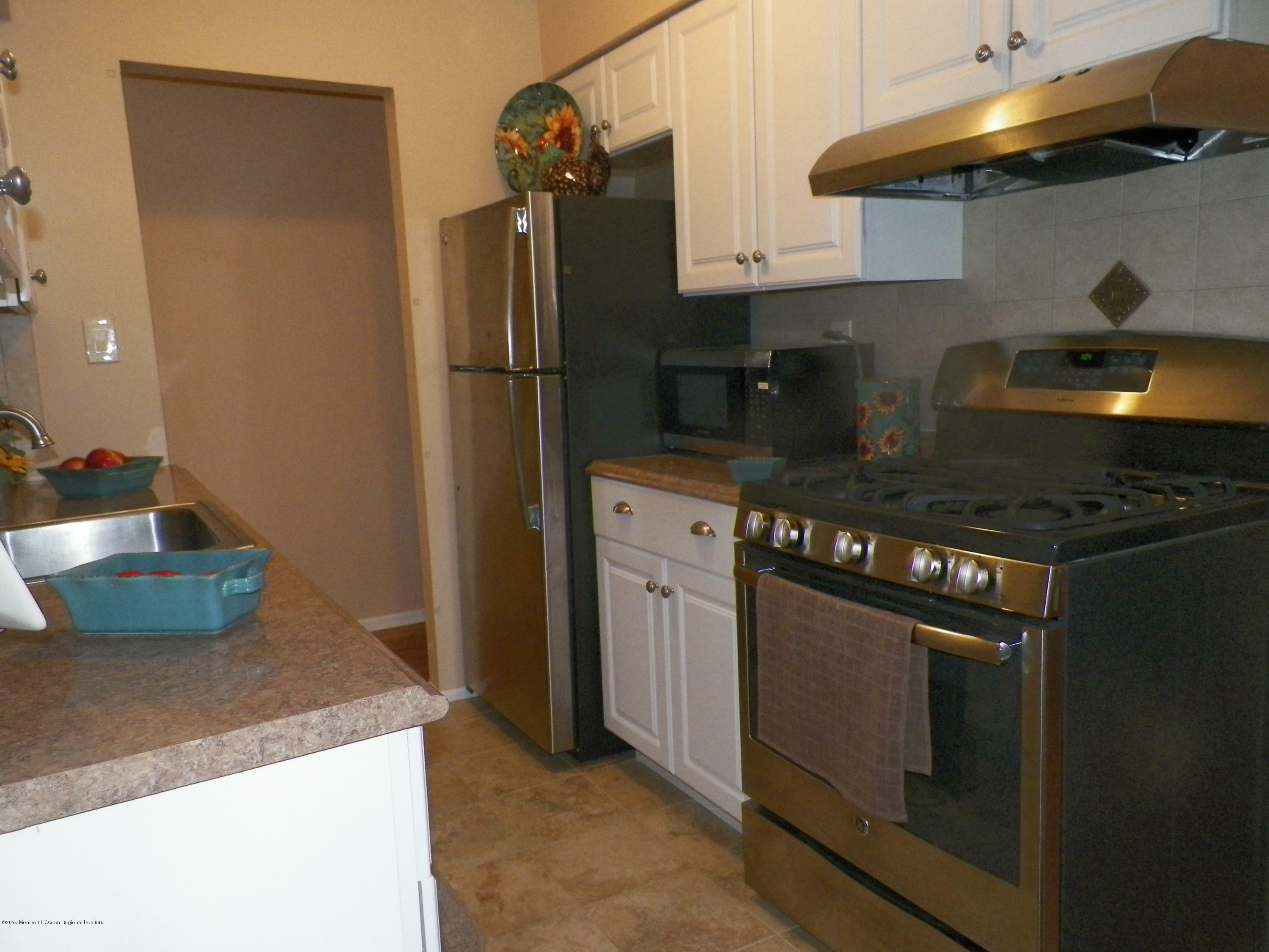 Property Photo:  44 Manchester Court A  NJ 07728 