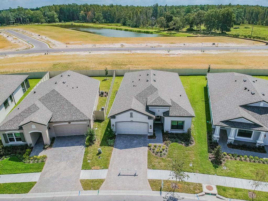 Property Photo: 19570 Leonard Road FL 33558