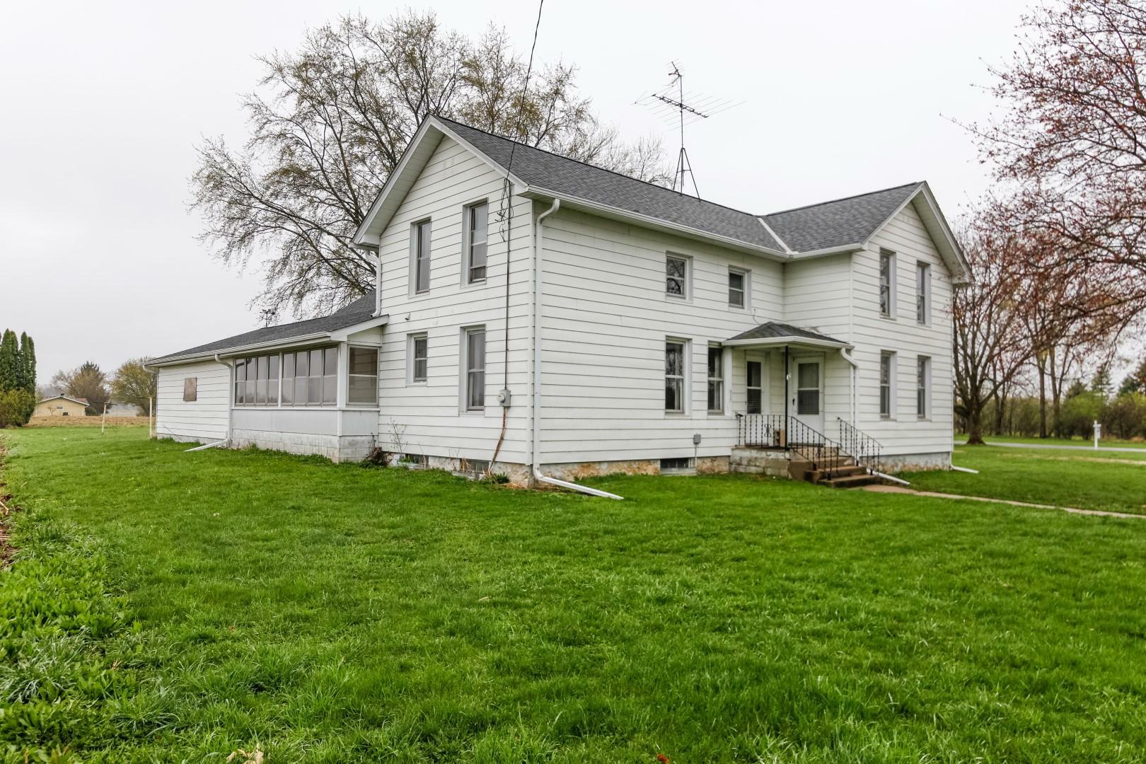 Property Photo:  W2091 Church Dr  WI 53094 