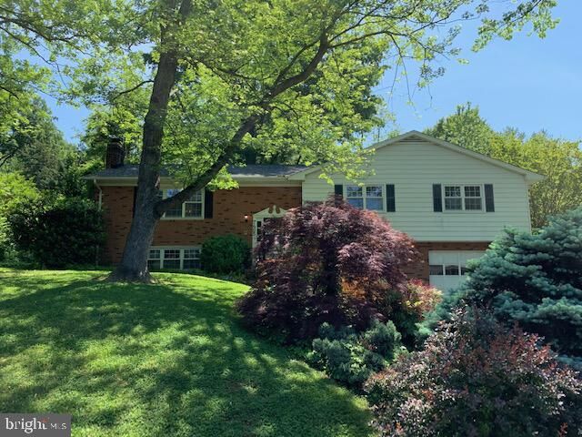 Property Photo:  7405 Range Road  VA 22306 